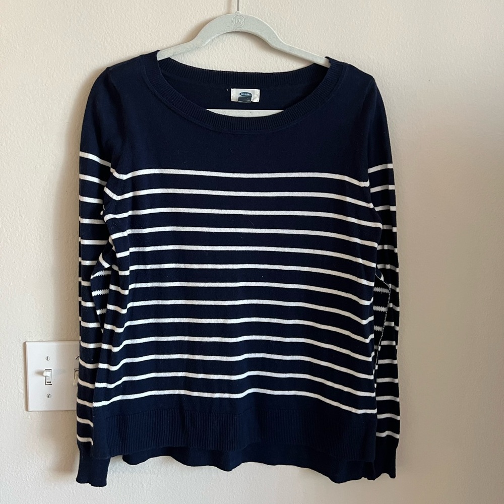 Striped Old Navy Medium Sweater